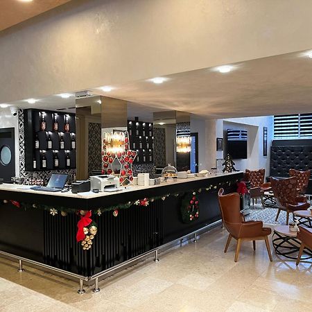 Hotel Monogram Park Ruma Eksteriør billede
