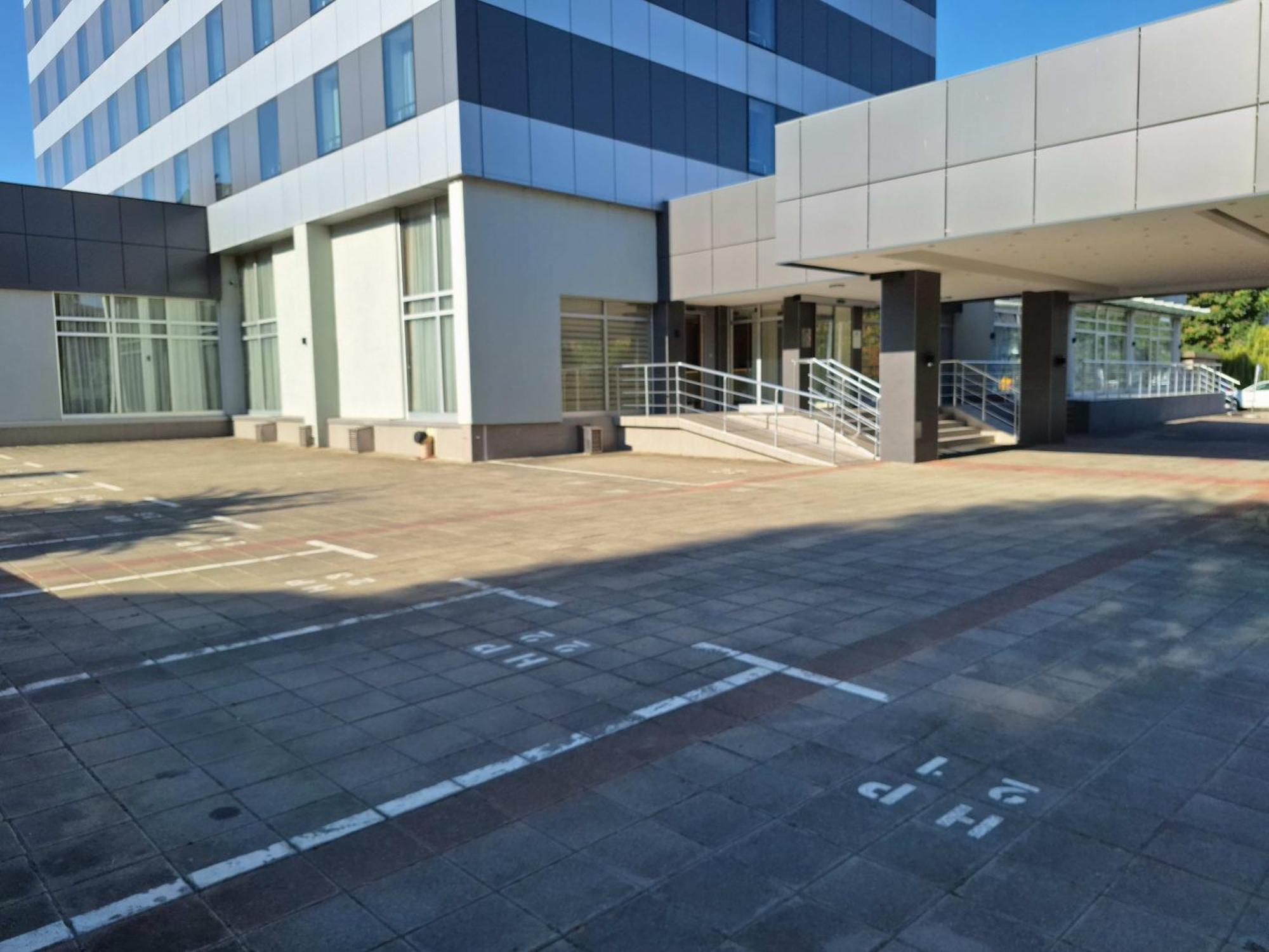Hotel Monogram Park Ruma Eksteriør billede