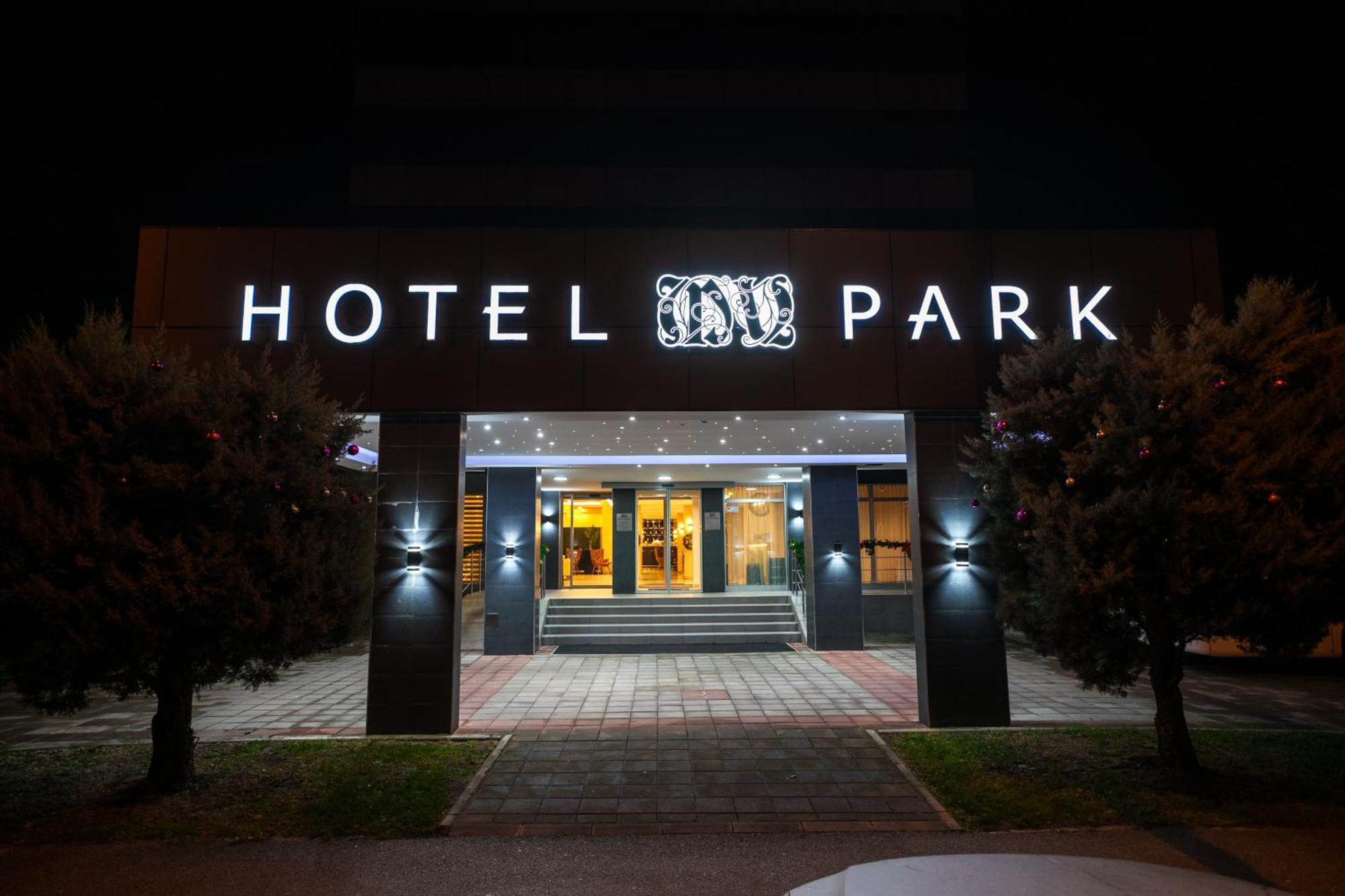 Hotel Monogram Park Ruma Eksteriør billede