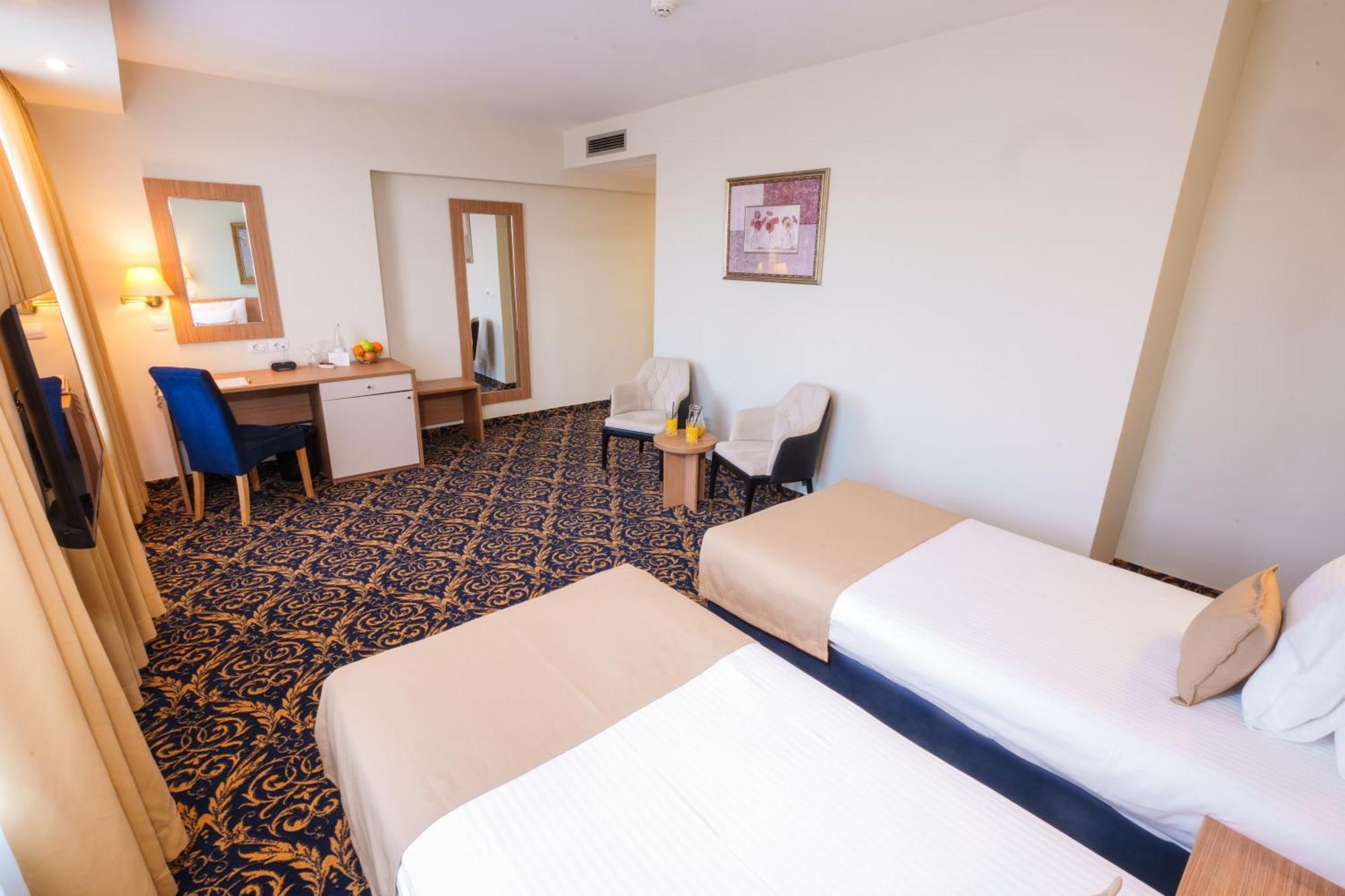 Hotel Monogram Park Ruma Eksteriør billede